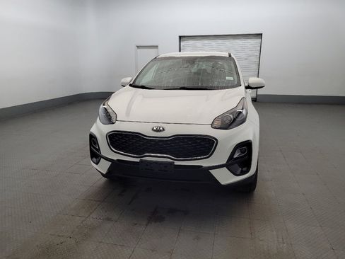 Used 2020 Kia Sportage LX AWD/4WD image 15