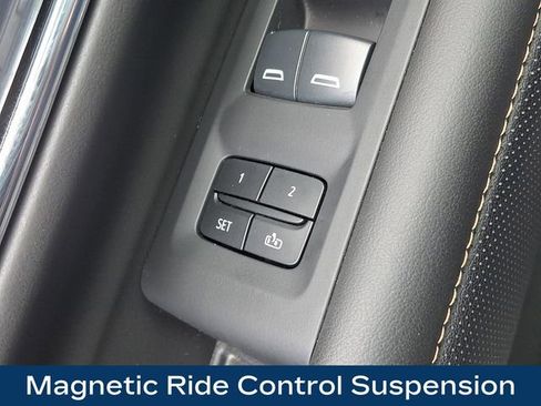 Used 2024 GMC Yukon AT4 w/ AT4 Premium Plus Package image 17