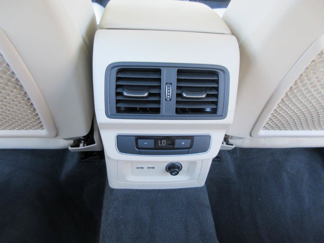 Used 2023 Audi Q5 2.0T Premium w/ Convenience Package AWD/4WD image 42