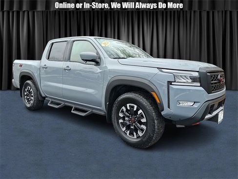 Used 2024 Nissan Frontier PRO-4X w/ Pro Convenience Package image 1