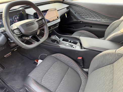 New 2025 Dodge Charger R/T w/ Quick Order Package 25M R/T image 15