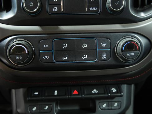 Used 2019 GMC Canyon All Terrain w/ Trailering Package AWD/4WD image 39