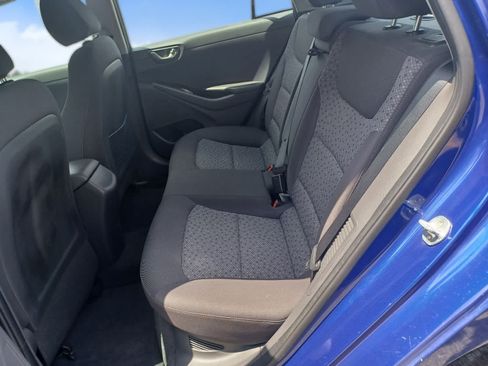Used 2019 Hyundai Ioniq Plug-In Hybrid FWD image 17