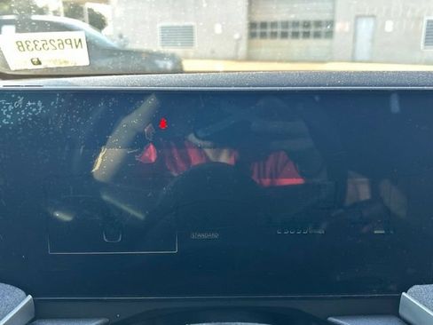 Used 2025 Nissan Kicks SV FWD image 21
