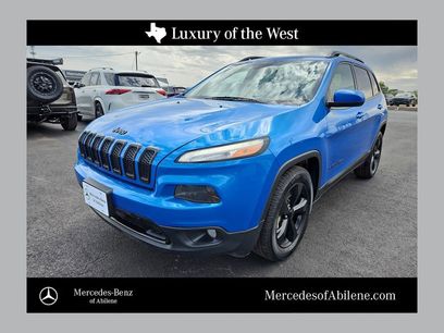 Used 2018 Jeep Cherokee Latitude w/ Altitude Package