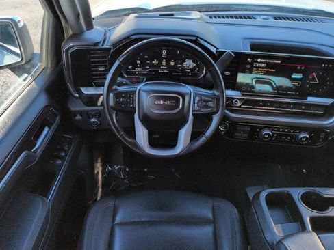 Used 2025 GMC Sierra 1500 SLT AWD/4WD image 15