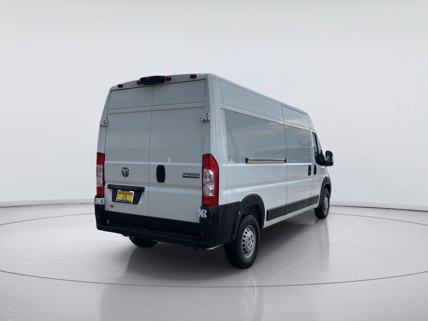 Used 2025 RAM ProMaster 2500 w/ Convenience Group FWD image 5