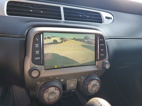 Used 2015 Chevrolet Camaro LT image 18