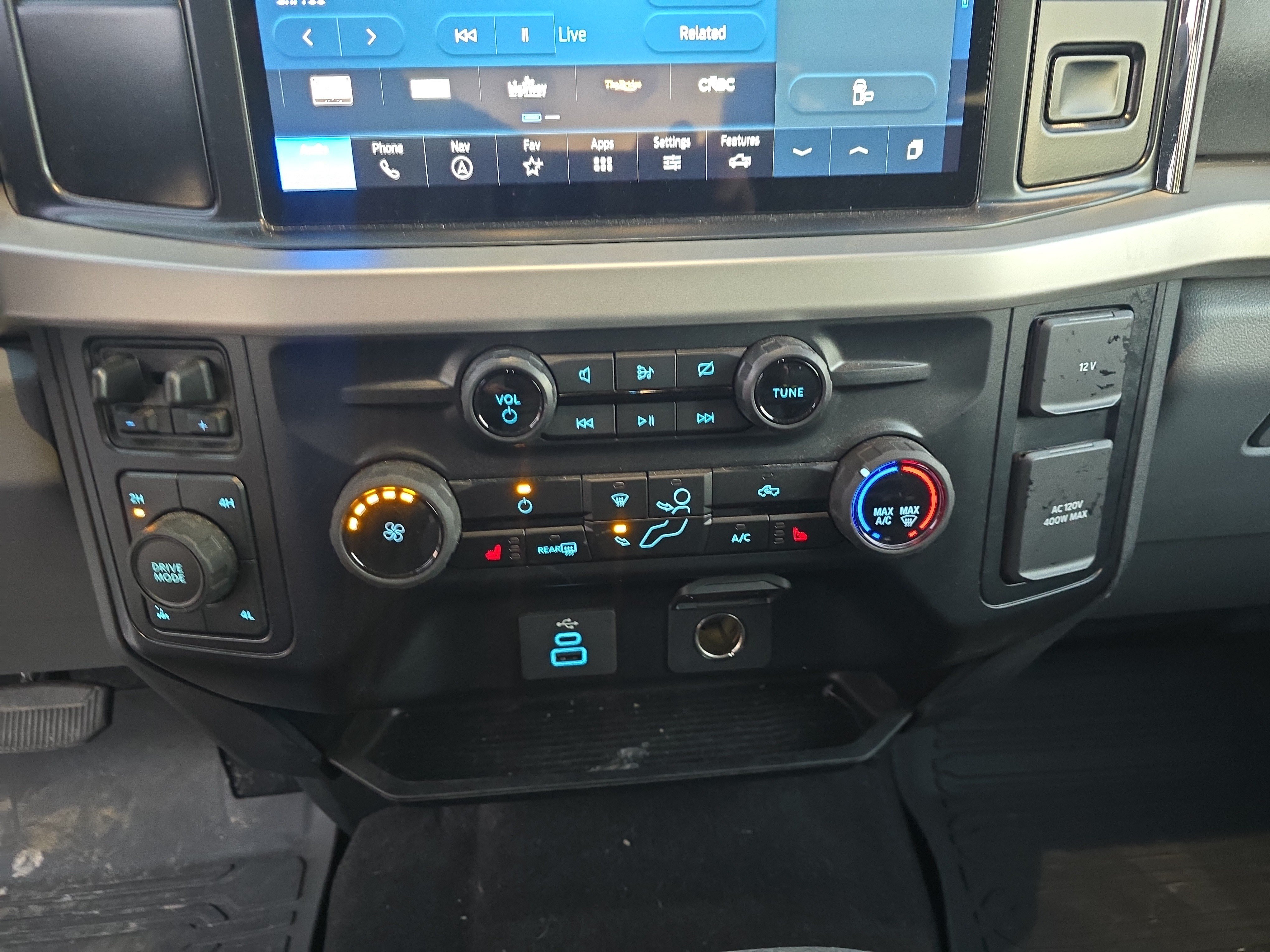 Used 2024 Ford F250 XLT w/ XLT Premium Package AWD/4WD image 31