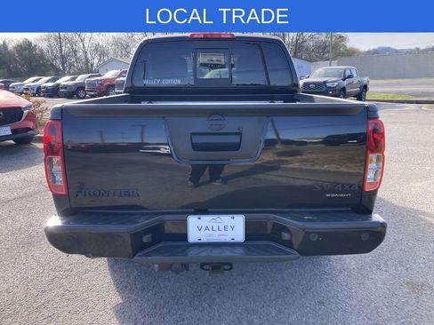 Used 2021 Nissan Frontier SV w/ Midnight Edition Floor Mats AWD/4WD image 5
