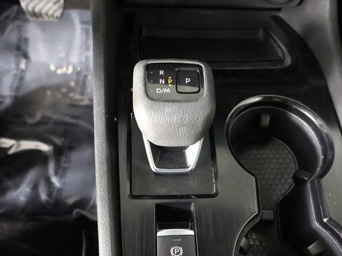 Used 2023 Nissan Rogue SV w/ SV Premium B Package image 41