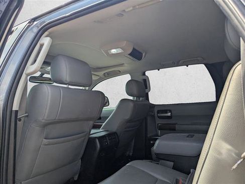 Used 2015 Toyota Sequoia Platinum RWD image 13