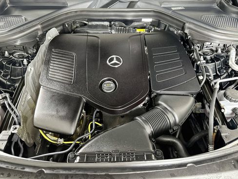 Certified 2026 Mercedes-Benz GLC 300 4MATIC image 33
