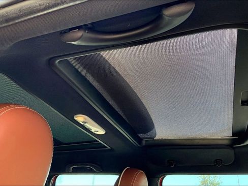 Used 2019 MINI Cooper S FWD image 17