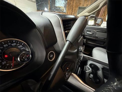 Used 2019 RAM 3500 Big Horn image 16