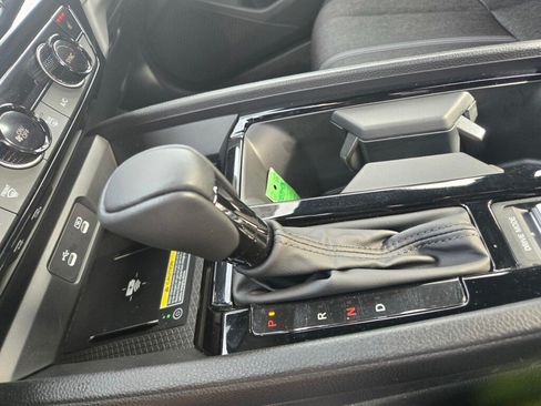 Used 2025 Honda Accord Sport image 18