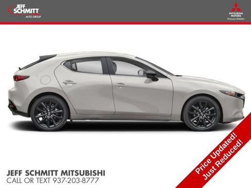 Used 2024 MAZDA MAZDA3 s FWD image 1