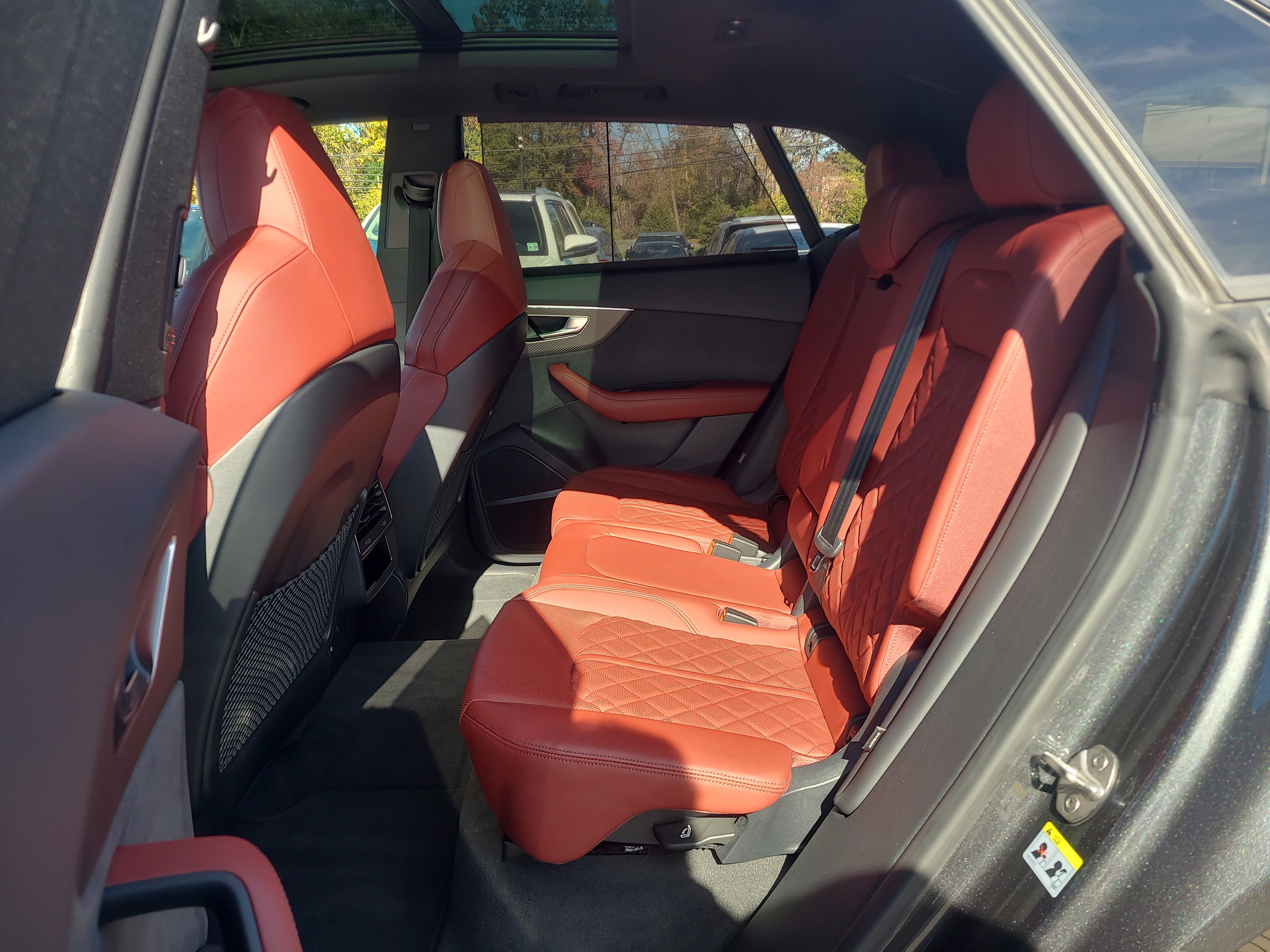 Used 2024 Audi SQ8 Prestige w/ Prestige Package AWD/4WD image 29