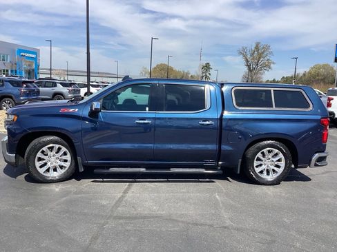 Used 2022 Chevrolet Silverado 1500 LTZ w/ LTZ Convenience Package II AWD/4WD image 6