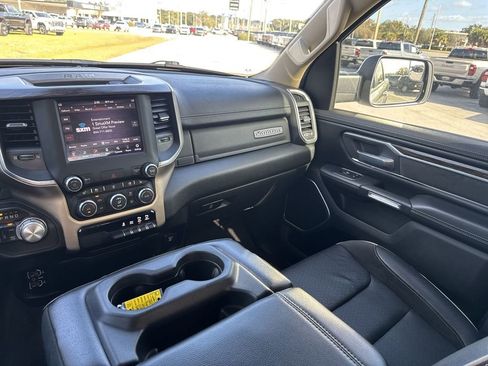 Used 2019 RAM 1500 Laramie image 11