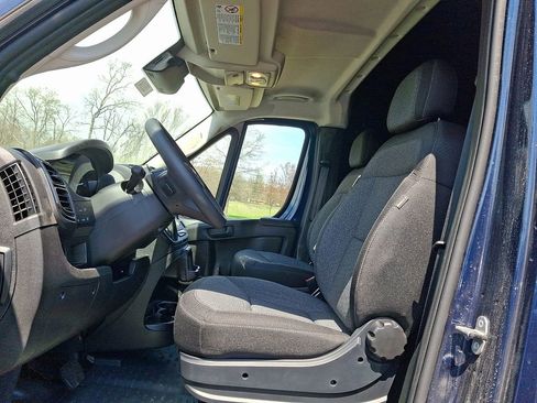 New 2025 RAM ProMaster 2500 w/ Convenience Group image 9