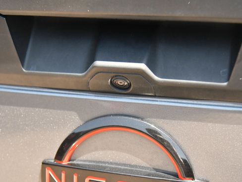 Used 2022 Nissan Frontier Pro-X RWD image 39