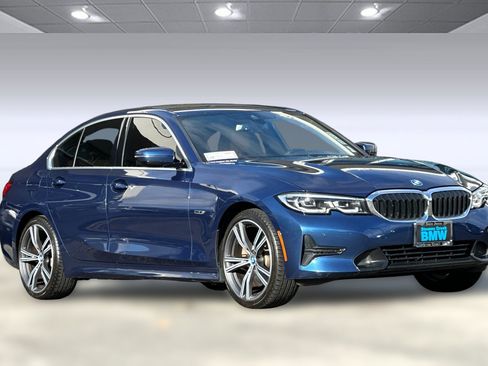 Used 2022 BMW 330e w/ Driving Assistance Package image 6