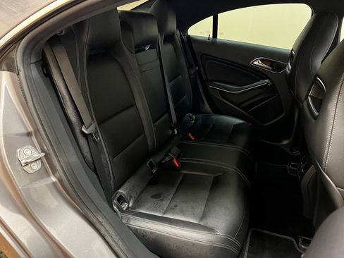 Used 2018 Mercedes-Benz CLA 250 image 31