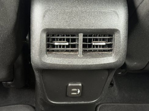 Used 2020 Chevrolet Equinox LS AWD/4WD image 41