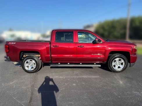 Used 2017 Chevrolet Silverado 1500 LT w/ All Star Edition AWD/4WD image 6