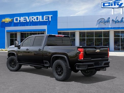 New 2026 Chevrolet Silverado 2500 ZR2 AWD/4WD image 5