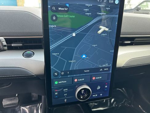 Used 2022 Ford Mustang Mach-E Select image 37