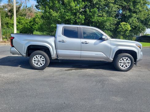 Certified 2024 Toyota Tacoma SR5 RWD image 8