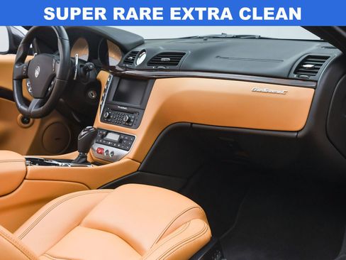 Used 2014 Maserati GranTurismo Base image 18