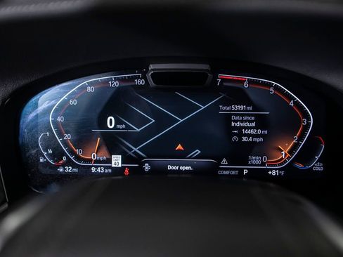 Used 2022 BMW 750i xDrive AWD/4WD image 25