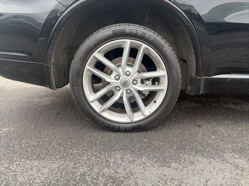 Used 2023 Dodge Durango GT image 9