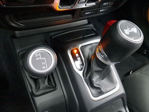 Used 2021 Jeep Wrangler Unlimited Sport image 24