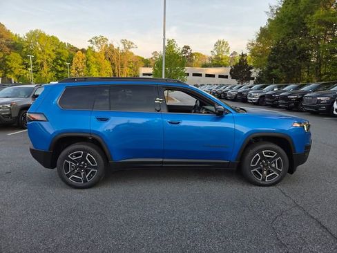 New 2026 Jeep Cherokee Laredo AWD/4WD image 10