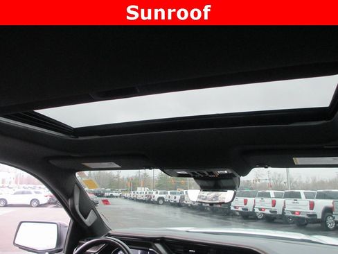 Certified 2024 GMC Sierra 1500 AT4 w/ Technology Package image 15