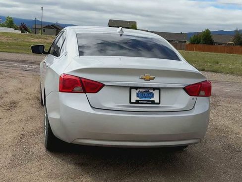 Used 2019 Chevrolet Impala LT FWD image 7