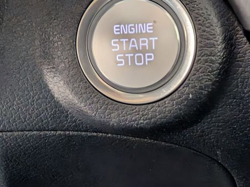 Used 2025 Kia Telluride S image 25