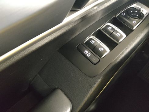 Used 2020 Kia Telluride LX image 27