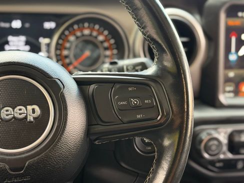 Used 2021 Jeep Wrangler Sport image 45