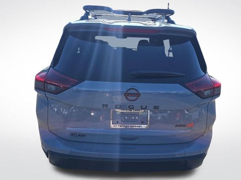 Used 2025 Nissan Rogue SV w/ Rock Creek Premium Package image 20