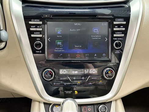 Used 2018 Nissan Murano SL w/ Moonroof Package image 16
