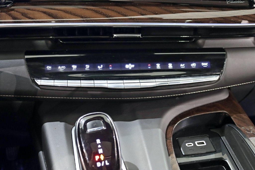 Used 2023 Cadillac Escalade Sport Platinum AWD/4WD image 29
