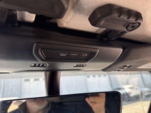 Used 2022 Jeep Wrangler Unlimited Sport image 24