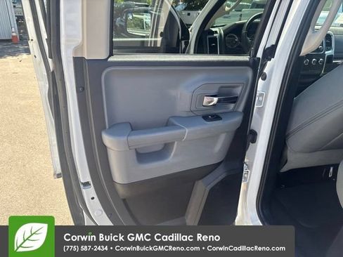 Used 2014 RAM 1500 Classic SLT AWD/4WD image 23