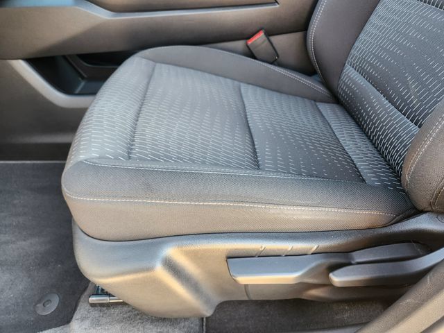 Used 2025 Chevrolet Equinox LT w/ Safety and Technology Package FWD image 25