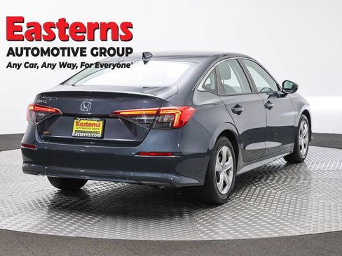 Used 2023 Honda Civic LX image 5